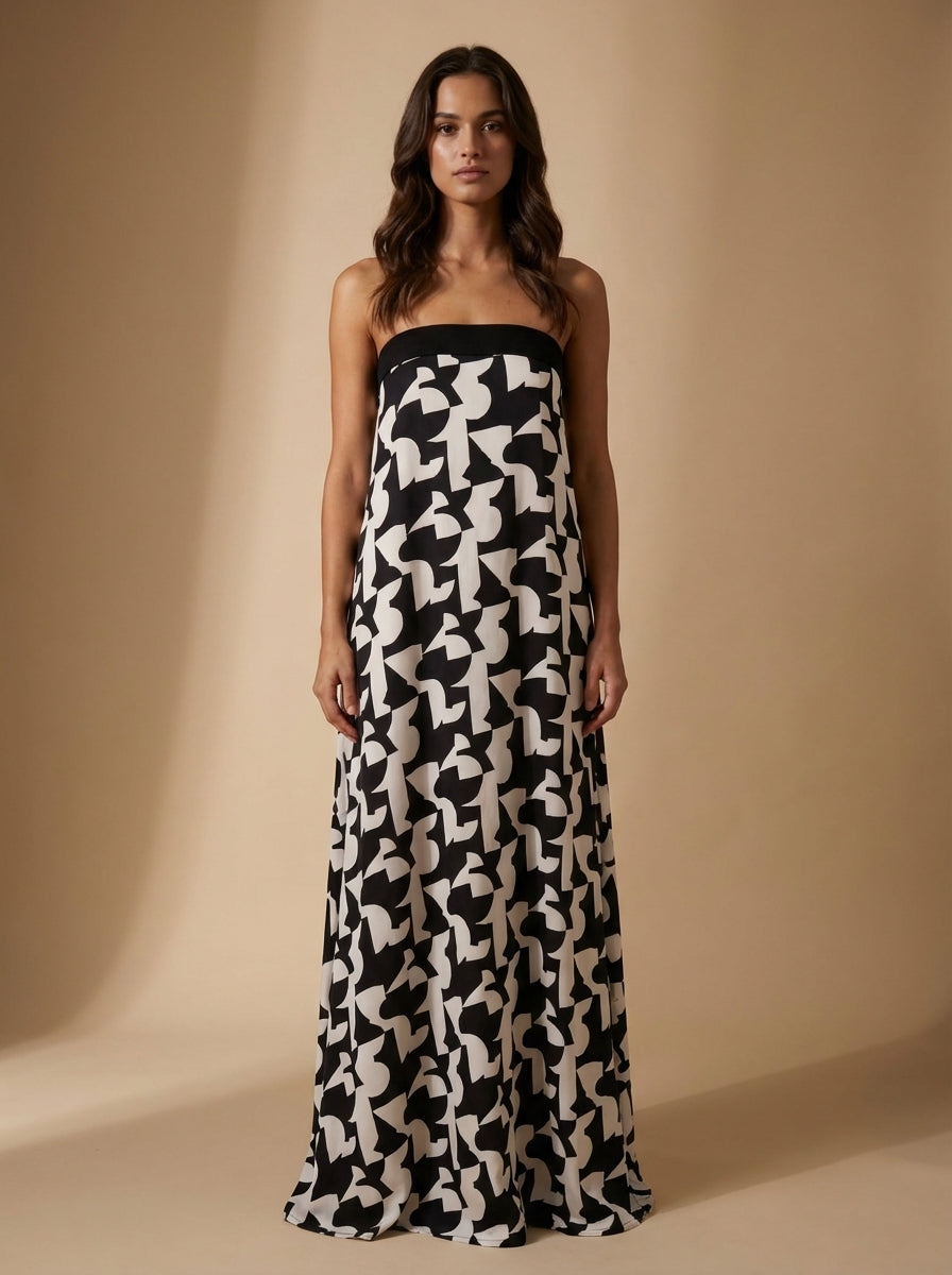 Black and white maxie